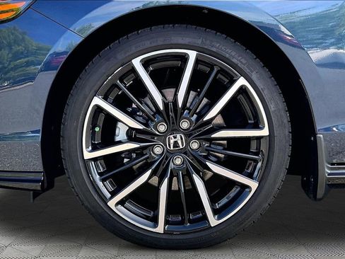 Used 2024 Honda Accord Touring image 22
