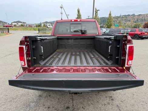 Used 2017 RAM 1500 Laramie w/ Convenience Group image 15