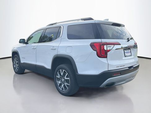 Used 2023 GMC Acadia SLT AWD/4WD image 13