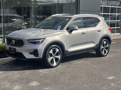 Used 2023 Volvo XC40 B5 Plus w/ Driver Assist Package