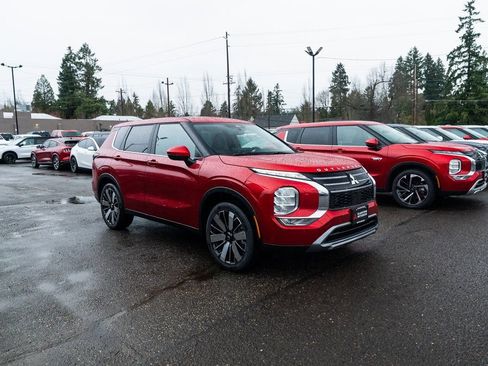 New 2026 Mitsubishi Outlander SE image 24