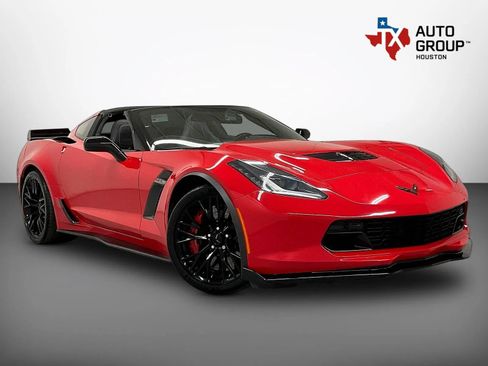 Used 2016 Chevrolet Corvette Z06 w/ 3LZ Preferred Equipment Group RWD image 1