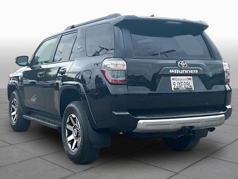 Used 2023 Toyota 4Runner TRD Off-Road Premium w/ Moonroof Package AWD/4WD image 11