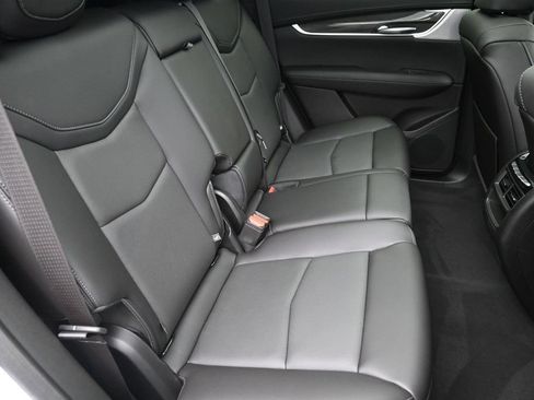 Certified 2024 Cadillac XT5 Sportv w/ Technology Package AWD/4WD image 30