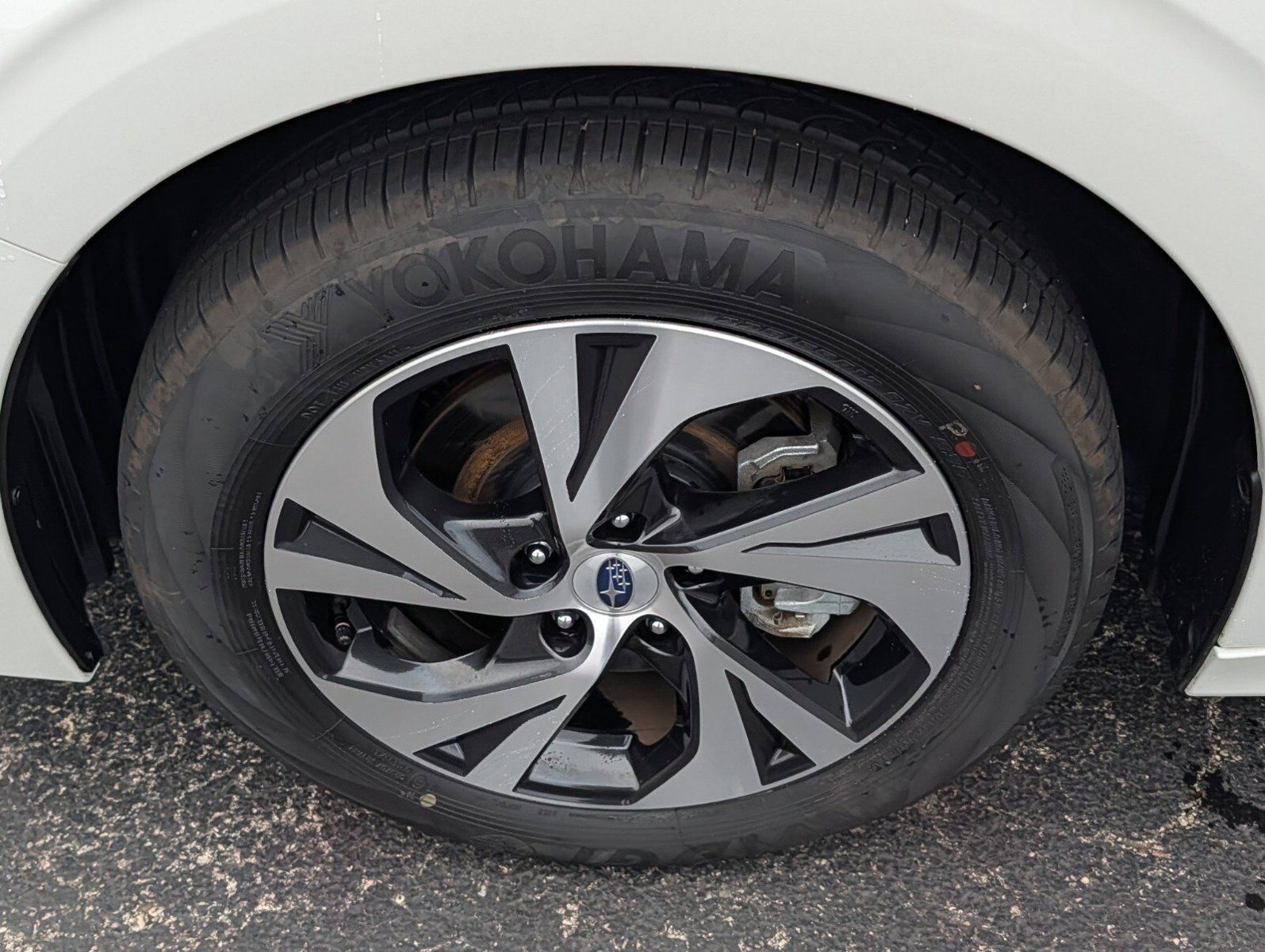 Certified 2025 Subaru Legacy Premium AWD/4WD image 14