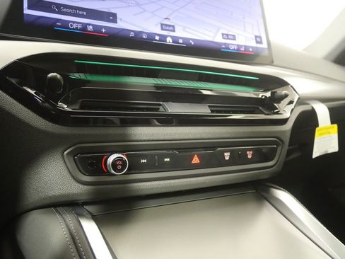 New 2026 BMW 230i xDrive Coupe w/ M Sport Package image 18