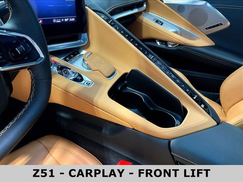 Used 2023 Chevrolet Corvette Stingray Preferred Cpe w/ Z51 Performance Package RWD image 17