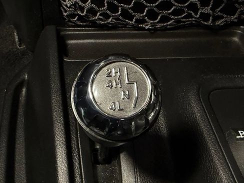 Used 2014 Jeep Wrangler Sahara w/ Connectivity Group AWD/4WD image 27