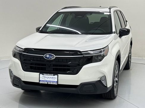 Used 2026 Subaru Forester Touring AWD/4WD image 1