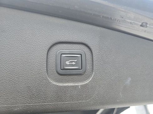 Used 2014 GMC Terrain SLT image 24