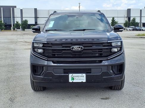 New 2026 Ford Expedition Max Platinum w/ Stealth Appearance Package AWD/4WD image 9