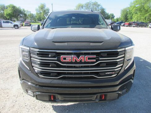 New 2026 GMC Sierra 1500 AT4 AWD/4WD image 11