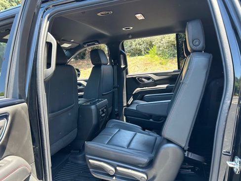 Used 2024 Chevrolet Suburban RST w/ Luxury Package RWD image 44
