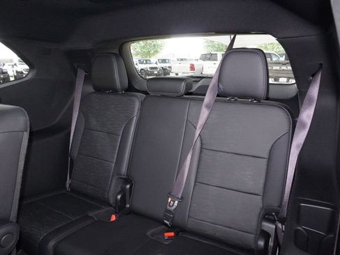 Used 2026 Buick Enclave Sport Touring FWD image 29