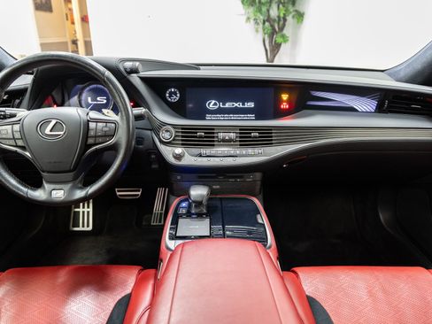 Used 2020 Lexus LS 500 F Sport image 5