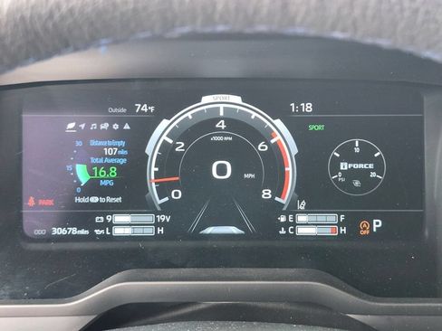 Used 2023 Toyota Tundra Platinum AWD/4WD image 31