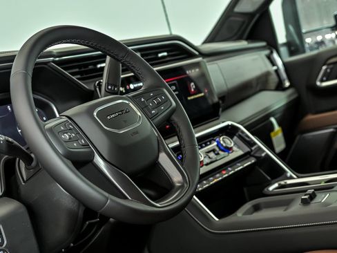 New 2026 GMC Sierra 2500 Denali Ultimate AWD/4WD image 12