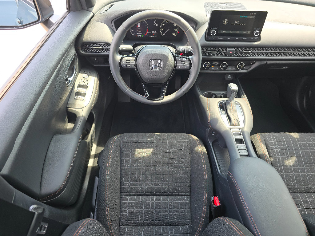 Used 2024 Honda HR-V Sport image 16