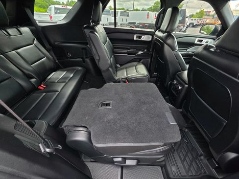 Used 2020 Ford Explorer ST w/ Premium Technology Package AWD/4WD image 75