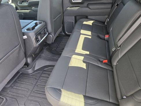 New 2026 GMC Sierra 2500 SLT w/ SLT Premium Package AWD/4WD image 19