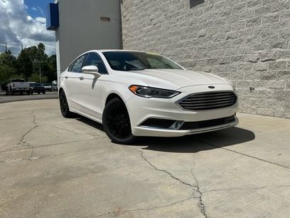 Used 2018 Ford Fusion SE w/ Fusion SE Technology Package