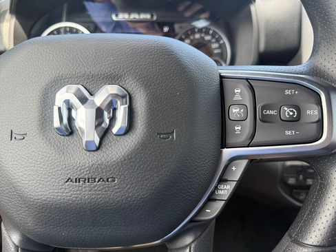 New 2026 RAM 1500 Express AWD/4WD image 26