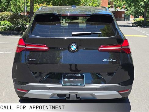Used 2026 BMW X3 xDrive30i w/ Premium Package AWD/4WD image 4