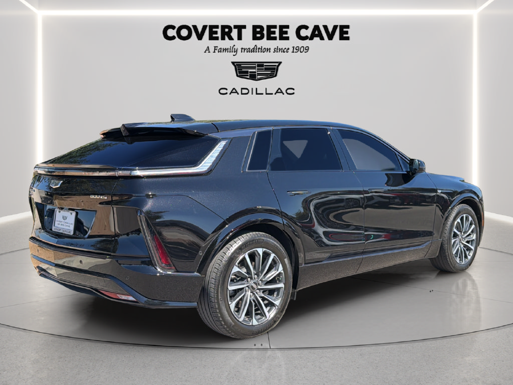Certified 2024 Cadillac Lyriq Sport AWD/4WD image 7