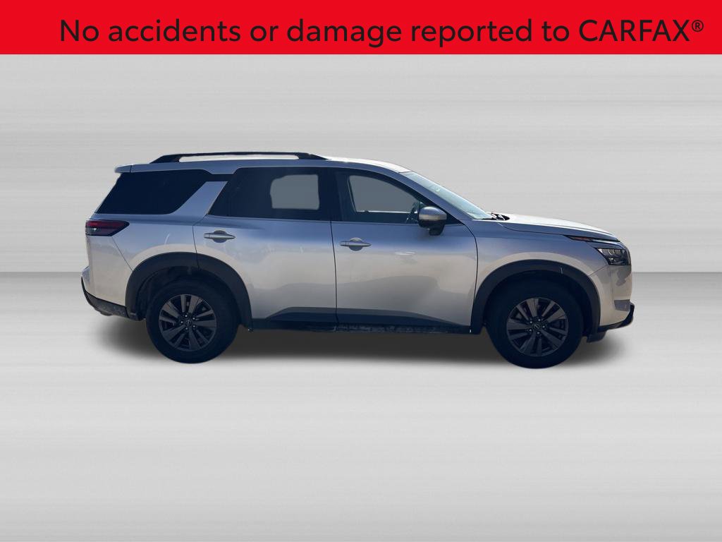 Used 2024 Nissan Pathfinder SV AWD/4WD image 3