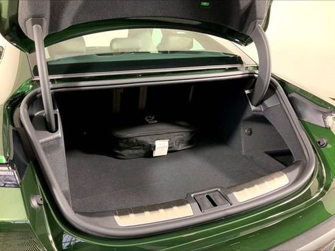 Used 2025 Porsche Taycan image 21