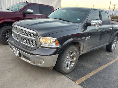 Used 2015 RAM 1500 Laramie w/ Convenience Group image 2