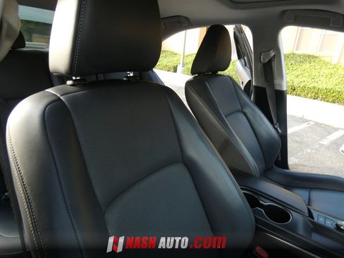 Used 2017 Lexus IS 200t RWD image 31