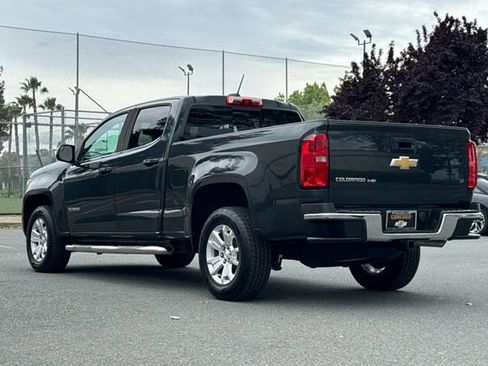 Used 2018 Chevrolet Colorado LT w/ LT Convenience Package RWD image 6