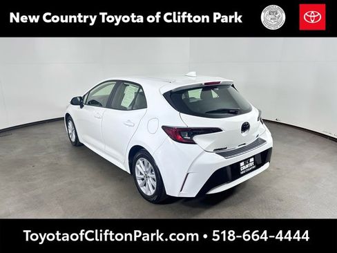 Used 2023 Toyota Corolla SE image 5