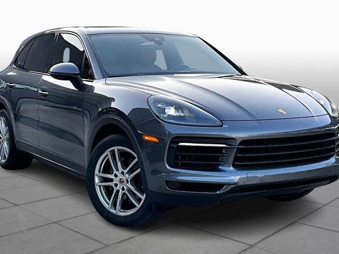 Used 2020 Porsche Cayenne image 3