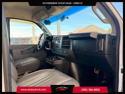 Used 2017 Chevrolet Express 2500 LS image 14