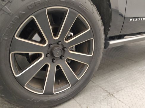 Used 2019 Ford Expedition Platinum AWD/4WD image 31