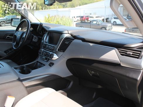 Used 2016 Chevrolet Tahoe LT image 30