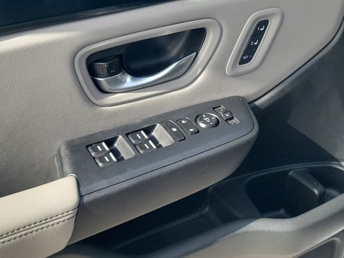 Certified 2024 Honda Pilot EX-L image 16