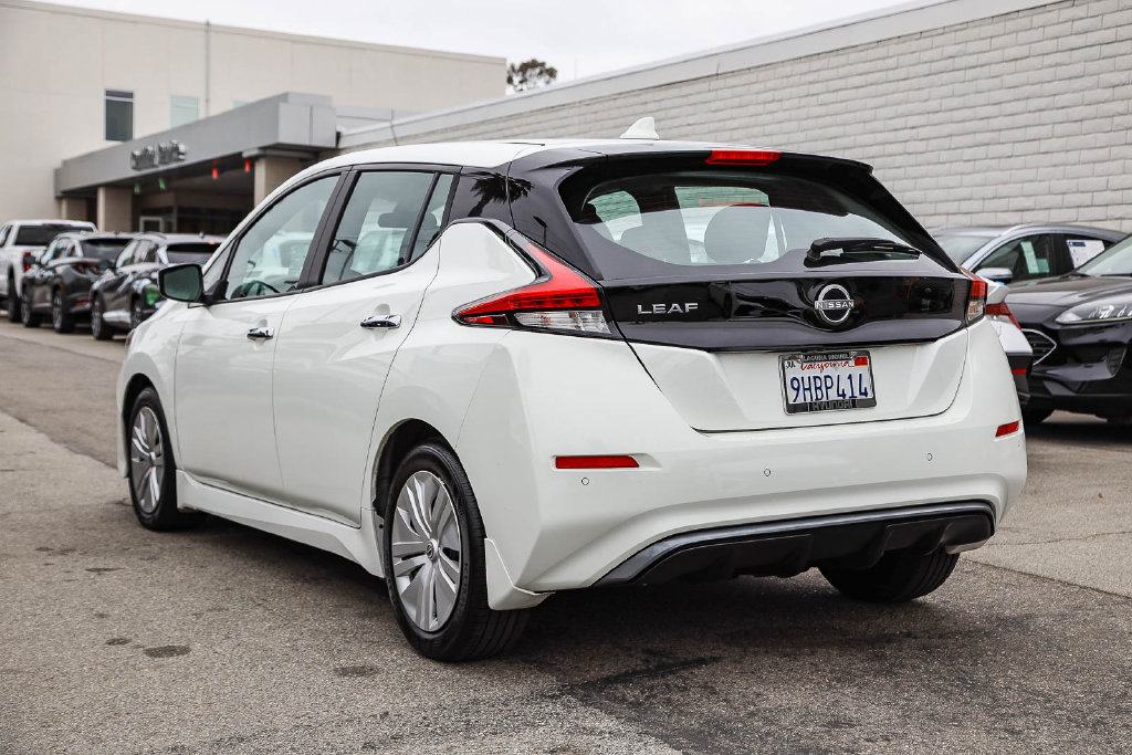 Used 2023 Nissan Leaf S FWD image 4