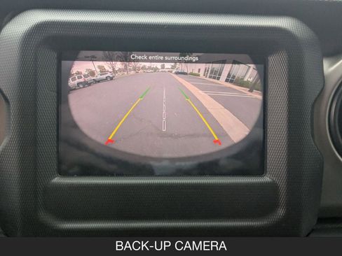 Used 2021 Jeep Wrangler Unlimited Sport image 18