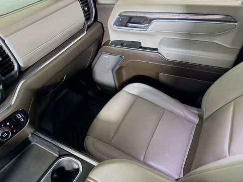 Used 2024 Chevrolet Silverado 3500 LTZ w/ LTZ Texas Edition AWD/4WD image 22