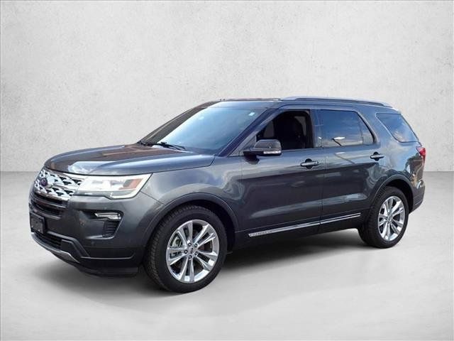 Used 2018 Ford Explorer XLT w/ Equipment Group 202A FWD image 6