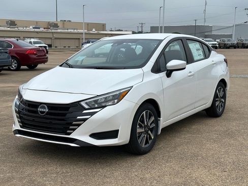 New 2025 Nissan Versa SV w/ Trunk Package image 2