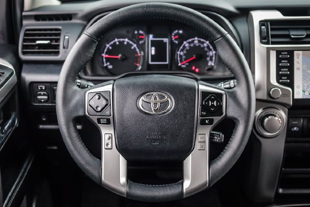 Used 2021 Toyota 4Runner SR5 Premium w/ Moonroof Package AWD/4WD image 24