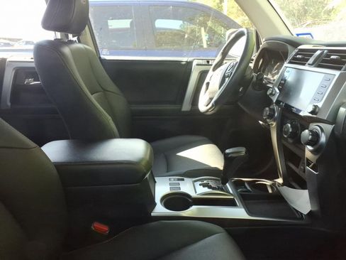 Used 2023 Toyota 4Runner TRD Sport image 8