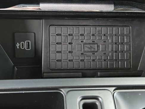 Used 2025 Ford F150 Platinum w/ Equipment Group 702A High AWD/4WD image 37