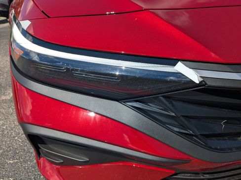 New 2025 Hyundai Elantra Sport image 10