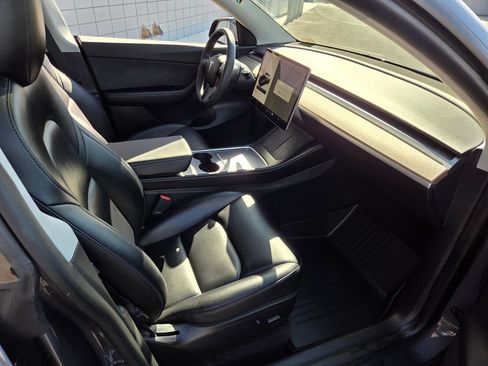 Used 2022 Tesla Model Y Performance AWD/4WD image 20