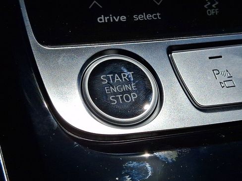 New 2026 Audi A8 L 3.0T AWD/4WD image 15